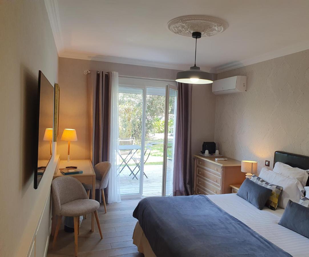 Hotel The Originals Residence De Rohan Vaux-sur-Mer Exterior photo