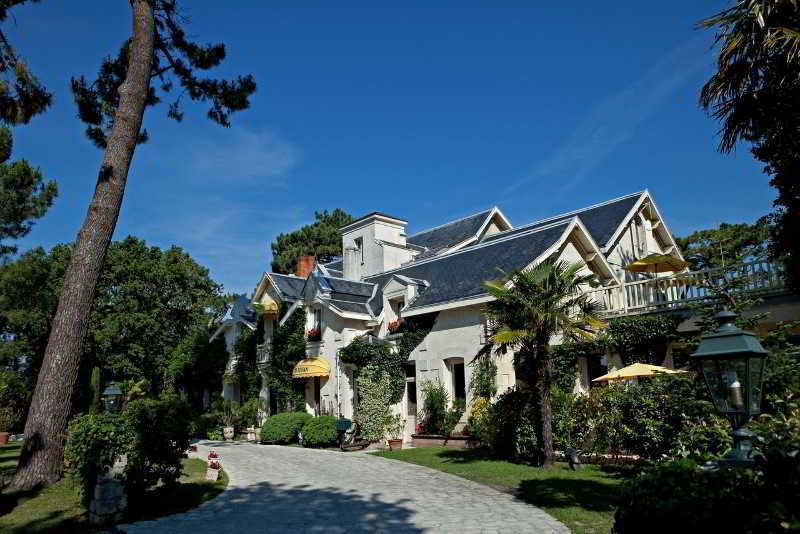Hotel The Originals Residence De Rohan Vaux-sur-Mer Exterior photo