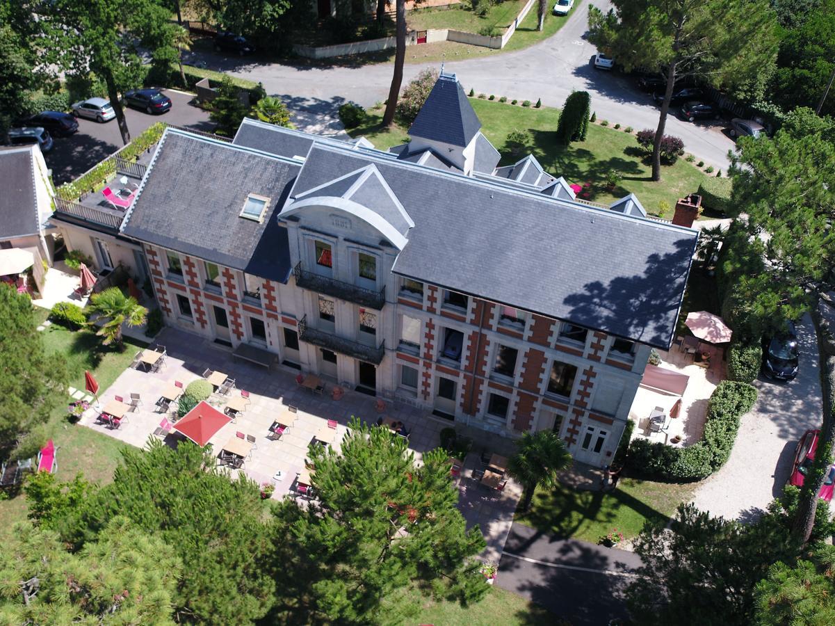 Hotel The Originals Residence De Rohan Vaux-sur-Mer Exterior photo