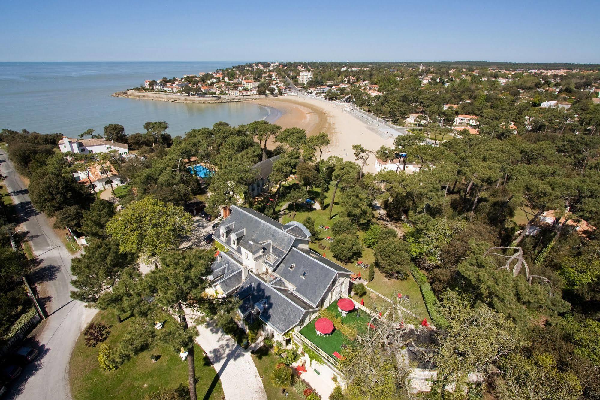 Hotel The Originals Residence De Rohan Vaux-sur-Mer Exterior photo